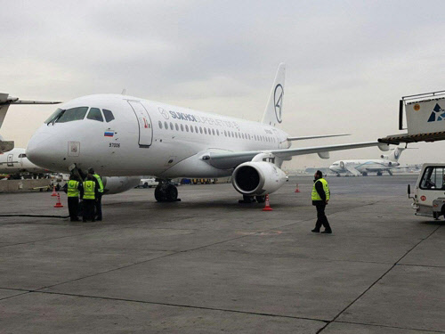 이란에 도착한 러시아 수호이 슈퍼젯100[아세만항공]